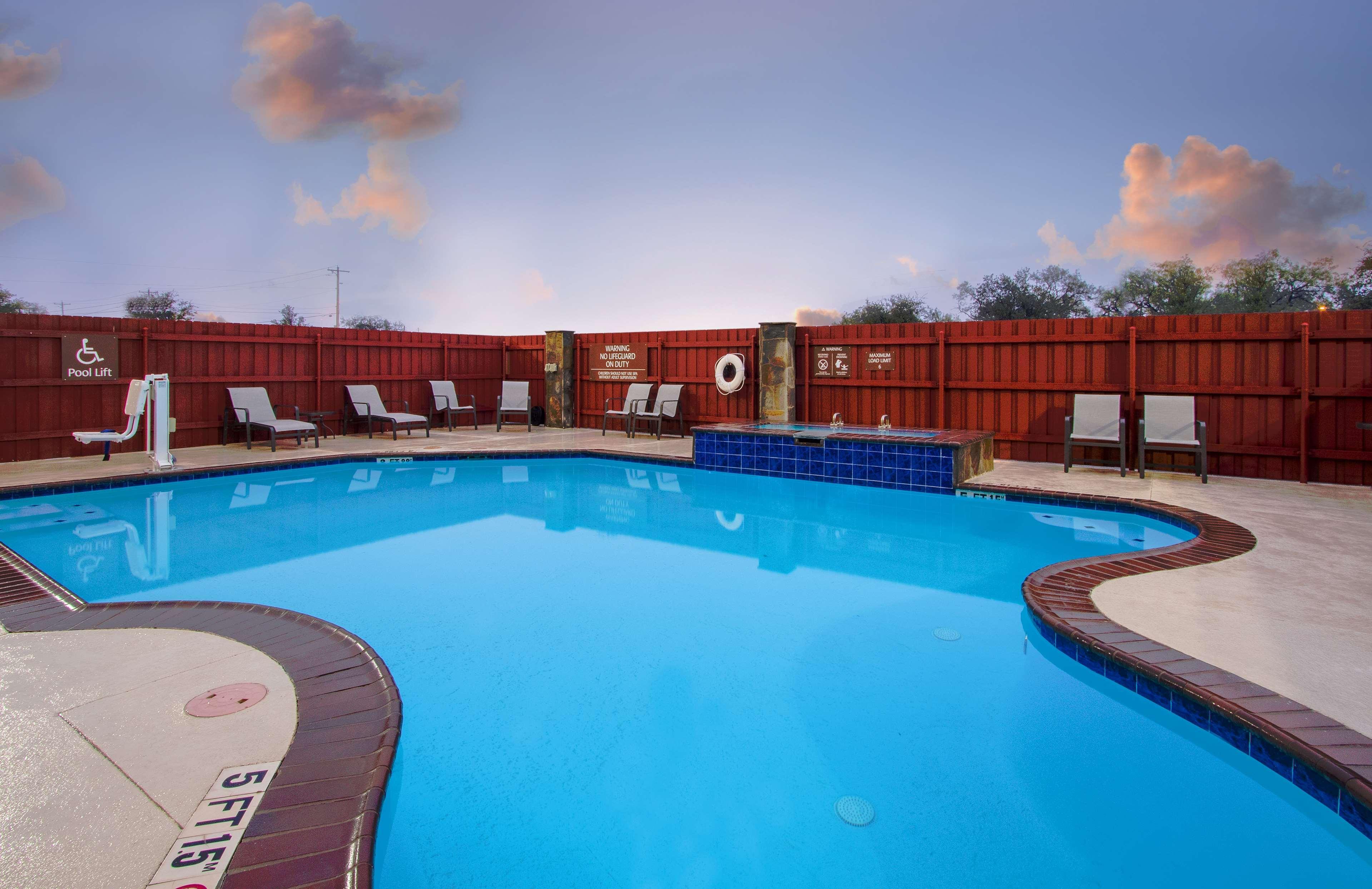 Best Western North Bryant Inn San Angelo Buitenkant foto